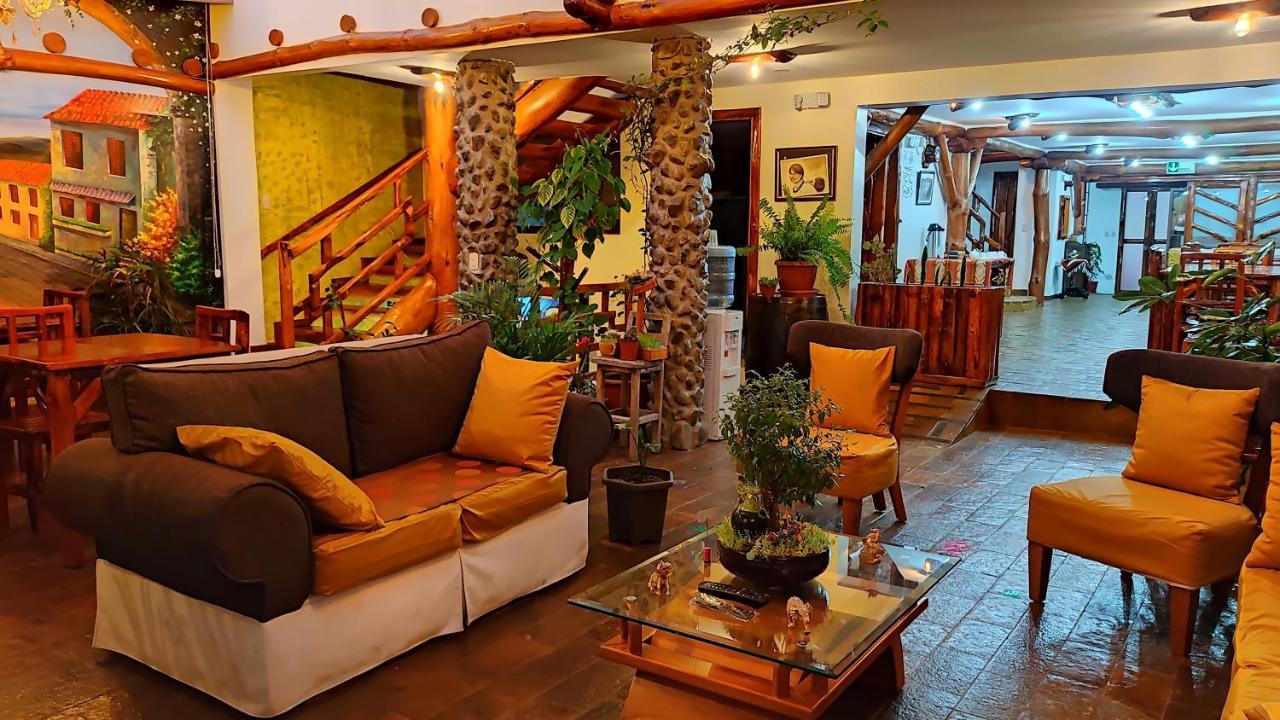 Hotel Maderanegra By Huasicama Latacunga Extérieur photo